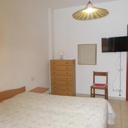 Cozy Retreat Near Baia Beaches Apartment *